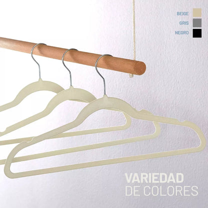 Perchas Terciopelo Beige para Adultos x 50 Unidades